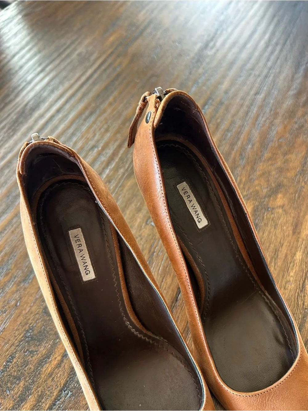 Vera Wang Leather Classic Warm Brown Back Zipper Stiletto Heels Size 6.5